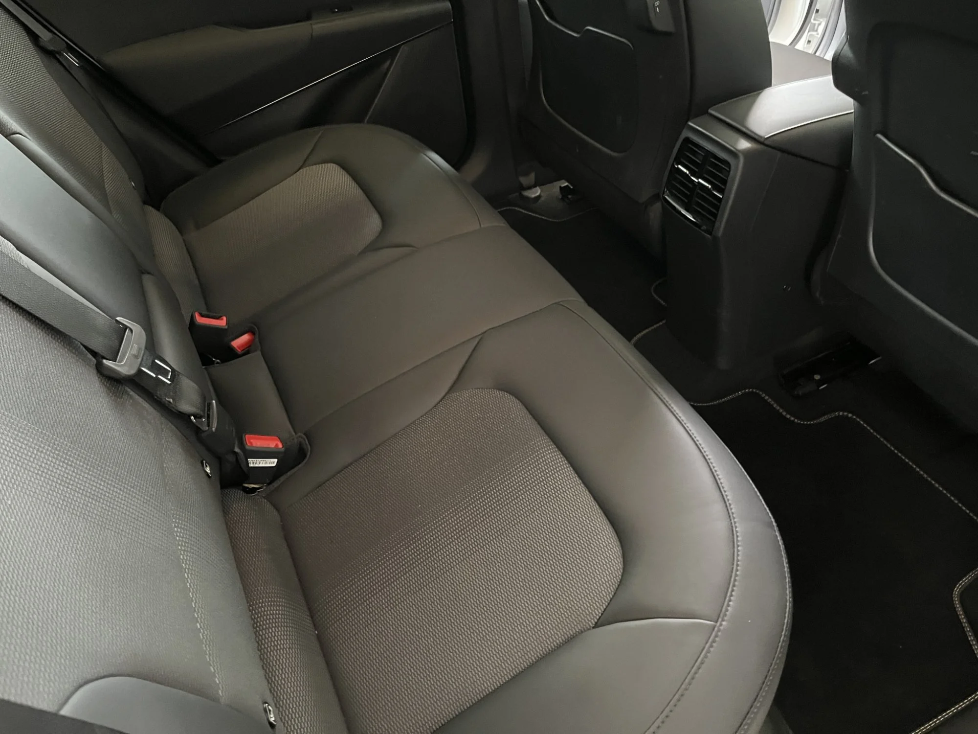 Kia Niro - Электрический - Автоматическое - 68 hp - 10.752 km