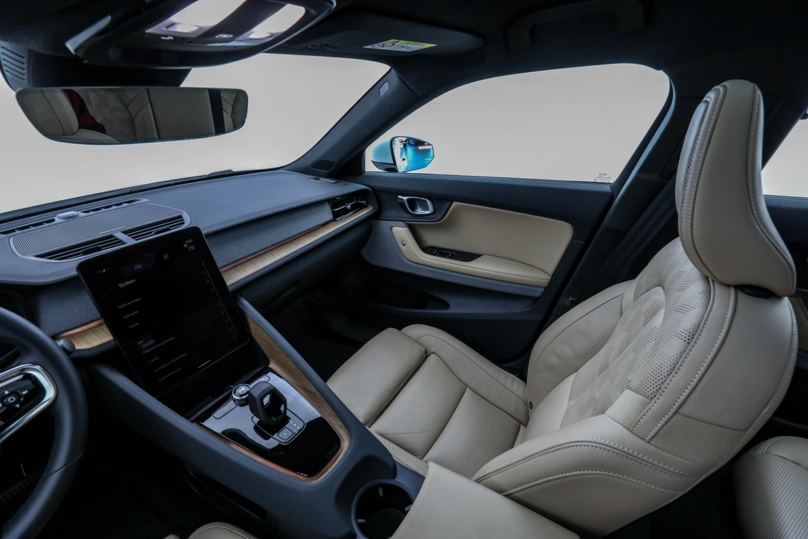 2022 Polestar 2