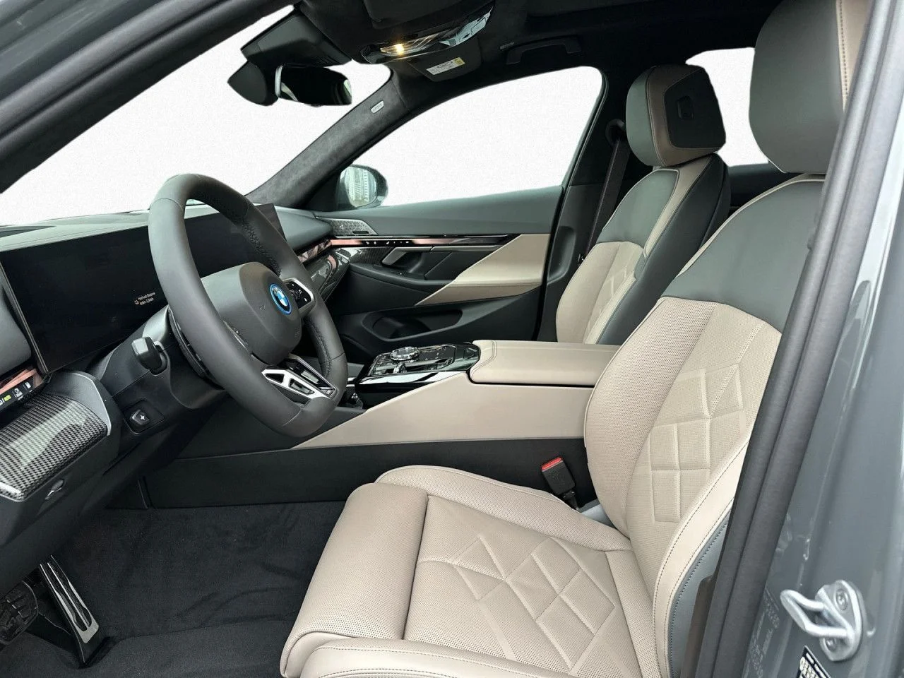 BMW 550 e xDrive M Sportpaket Pro 2025