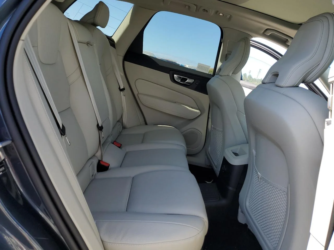 2024 VOLVO XC60 PLUS