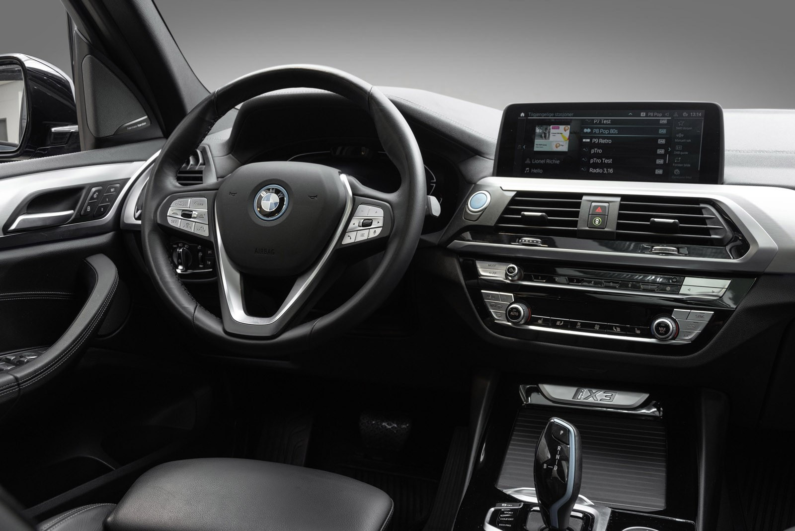 2021 BMW iX3