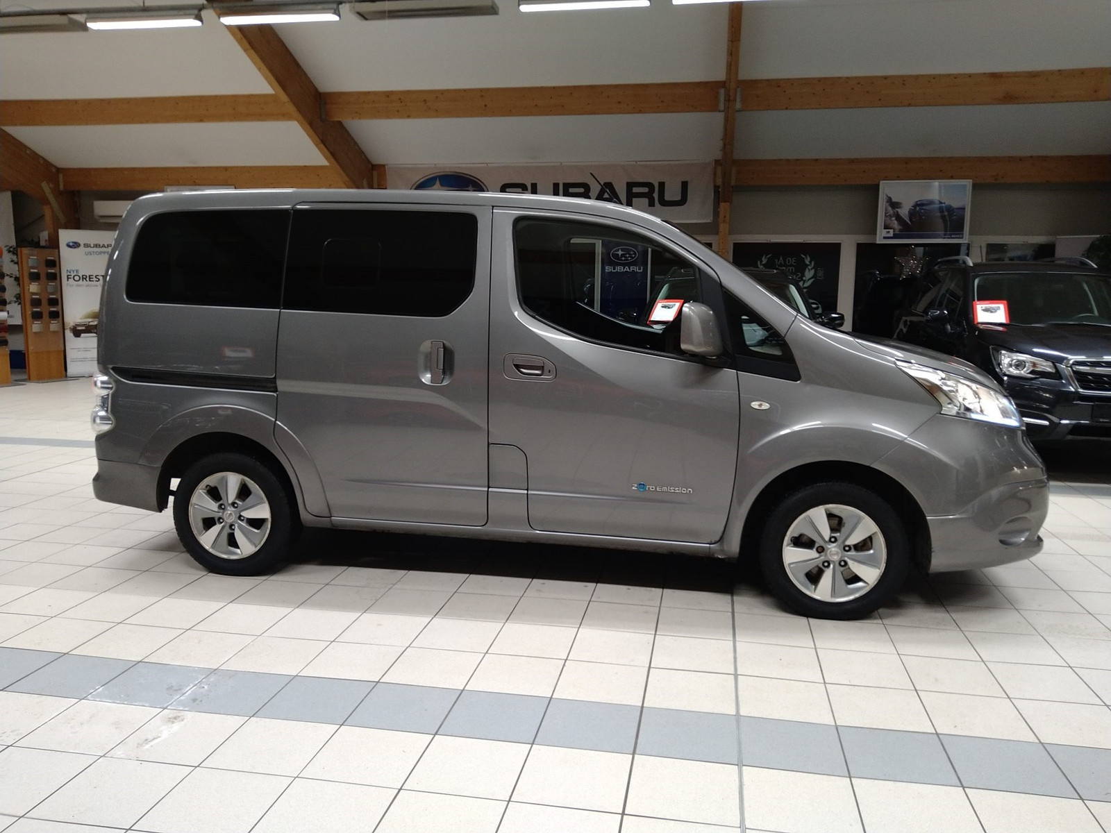 2016 Nissan e-NV