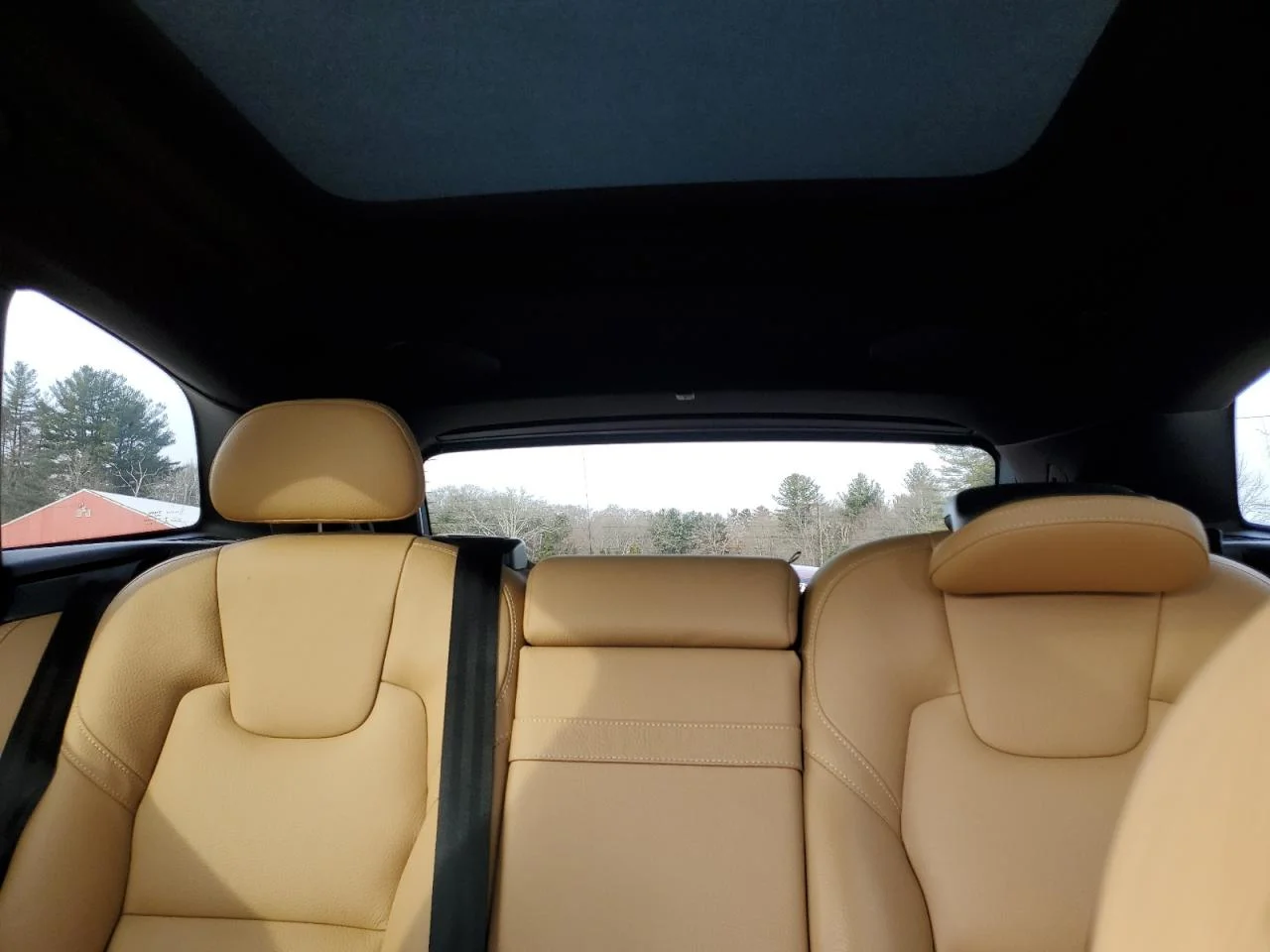 2019 VOLVO XC60 T6 MOMENTUM