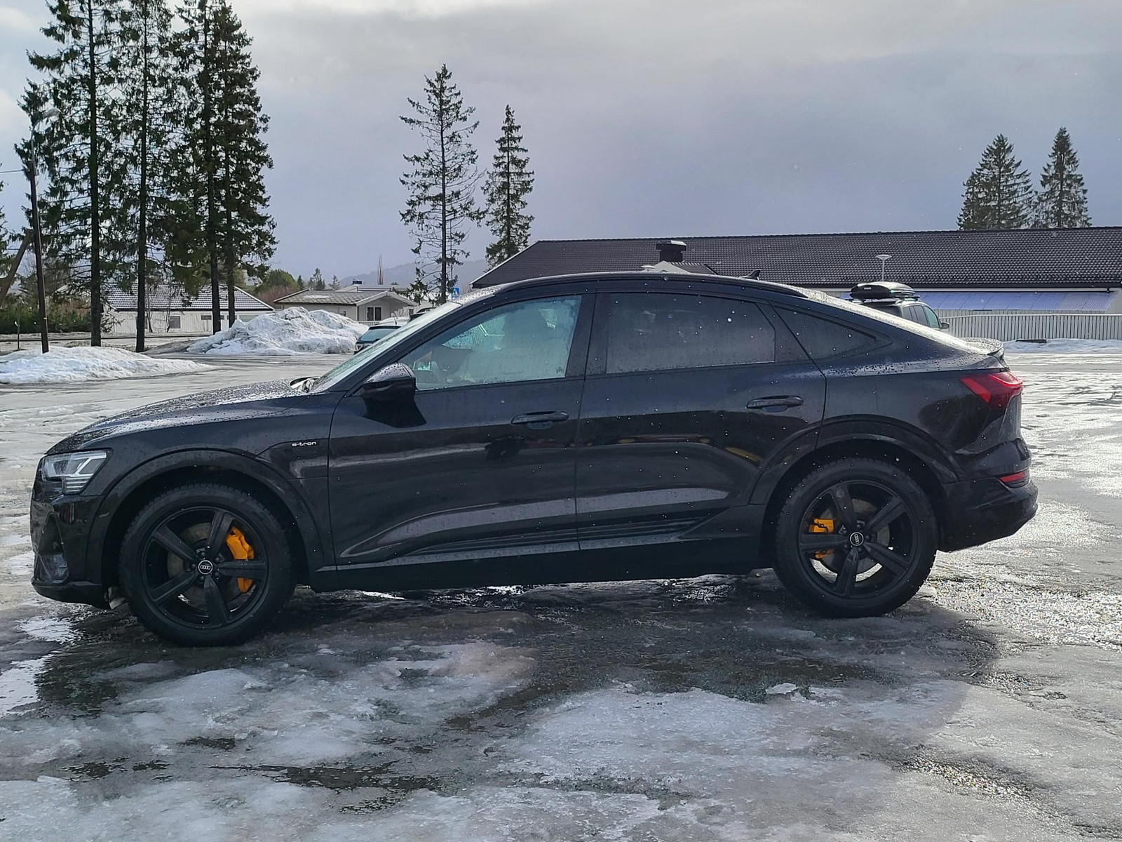 2021 Audi e-tron