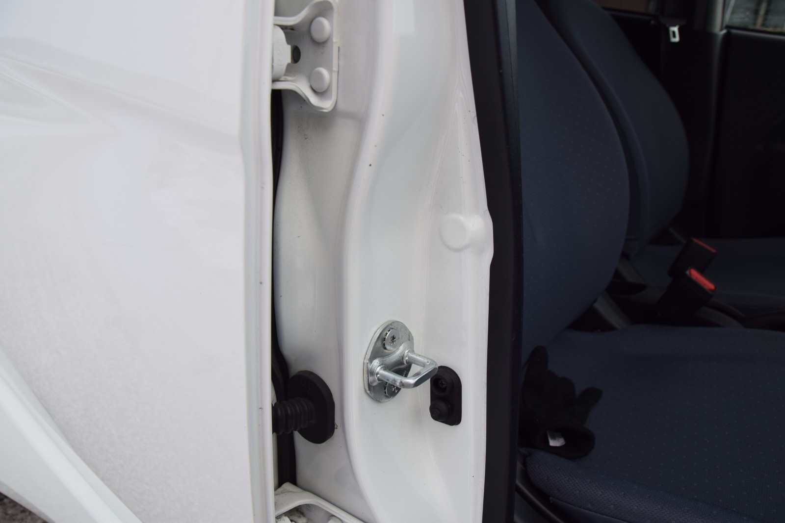 2015 Peugeot iOn