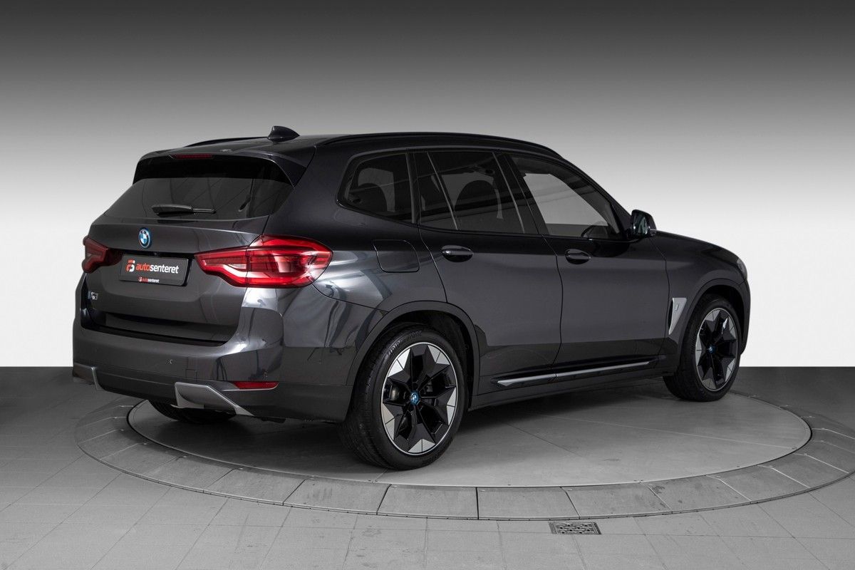 2021 BMW iX3
