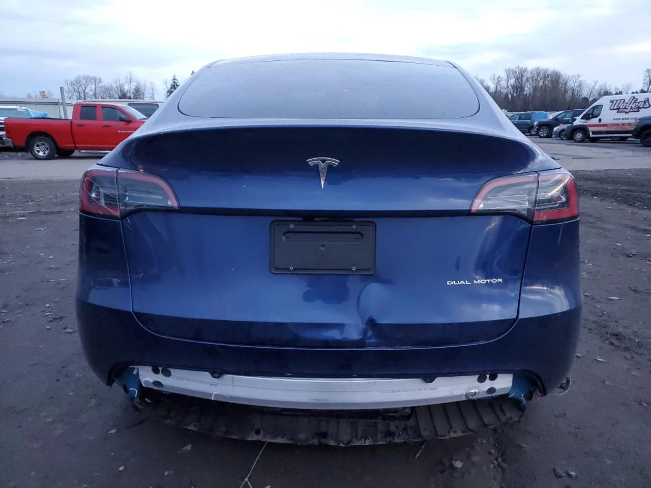 TESLA MODEL Y 2023