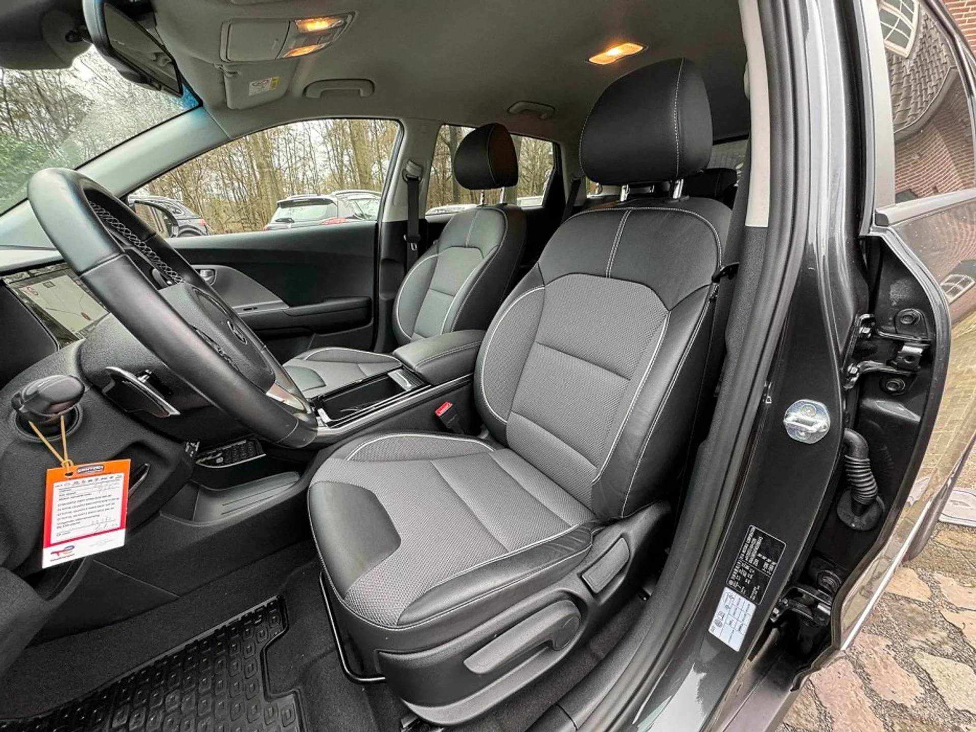 Kia Niro - Электрический - Автоматическое - 204 hp - 7.405 km