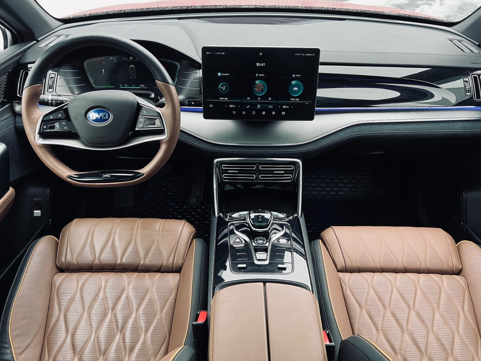 2021 BYD Tang