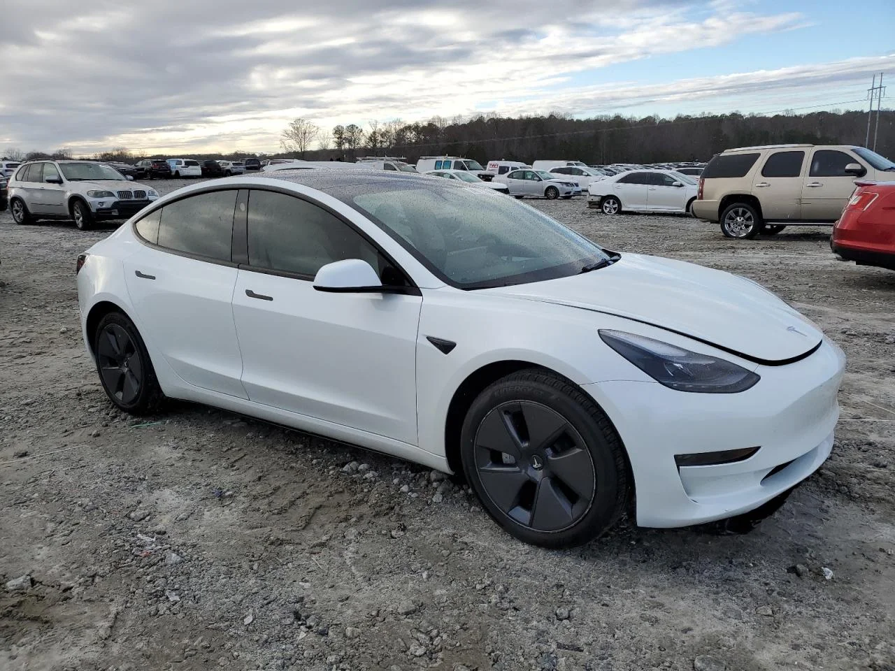 TESLA MODEL 3 2023
