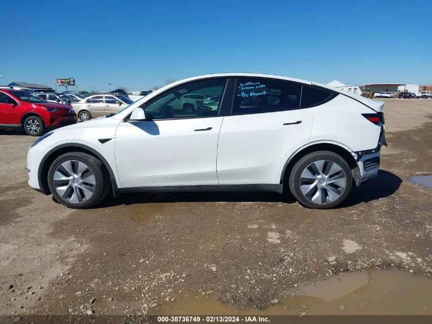 TESLA MODEL Y 2023