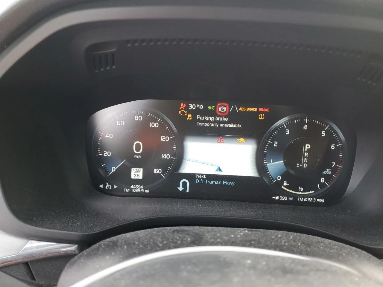 2019 VOLVO XC60 T6 MOMENTUM