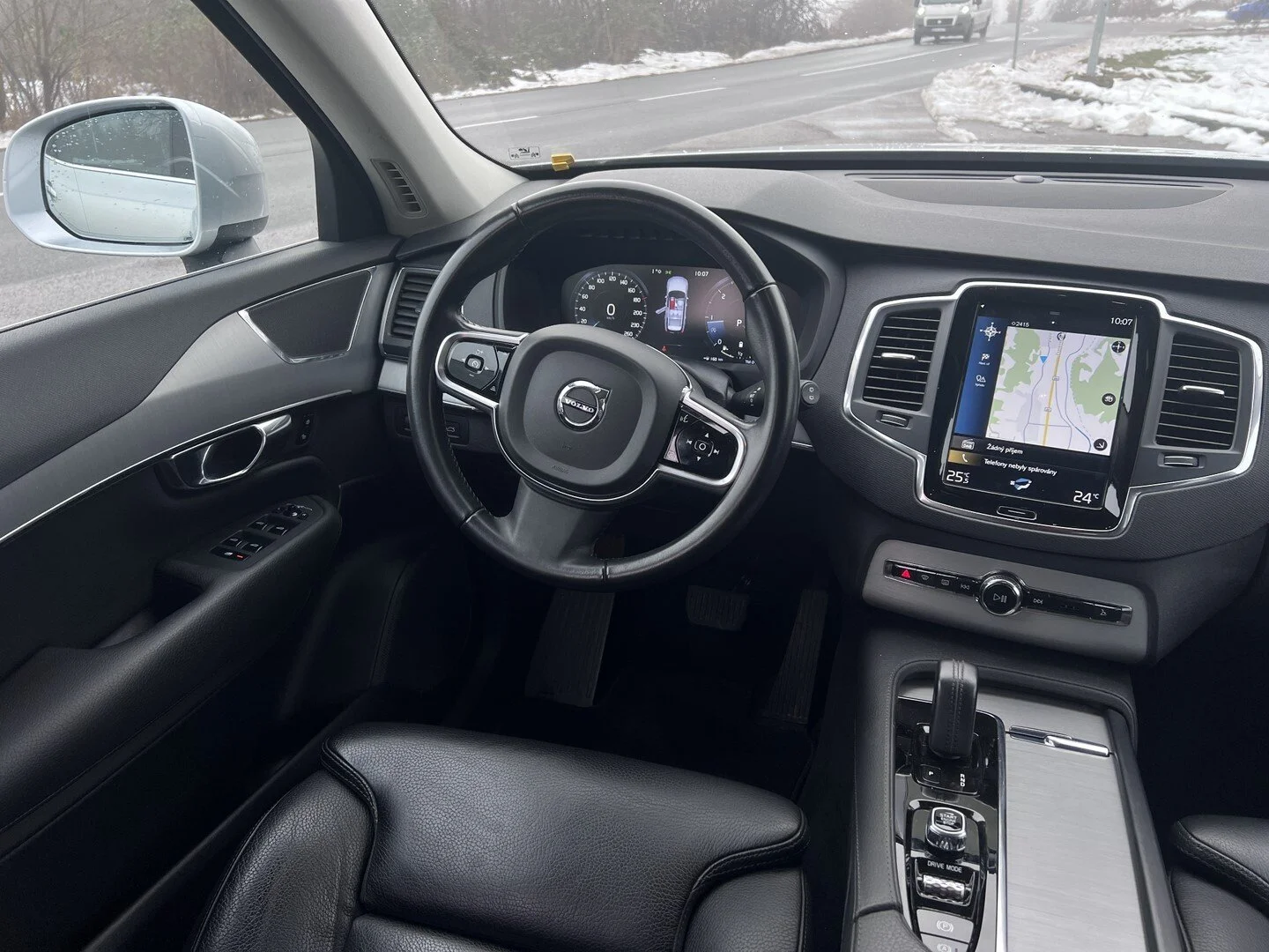 Volvo XC90 B5 - AWD - Hybrid - Automatic - 235 hp - 112.696 km