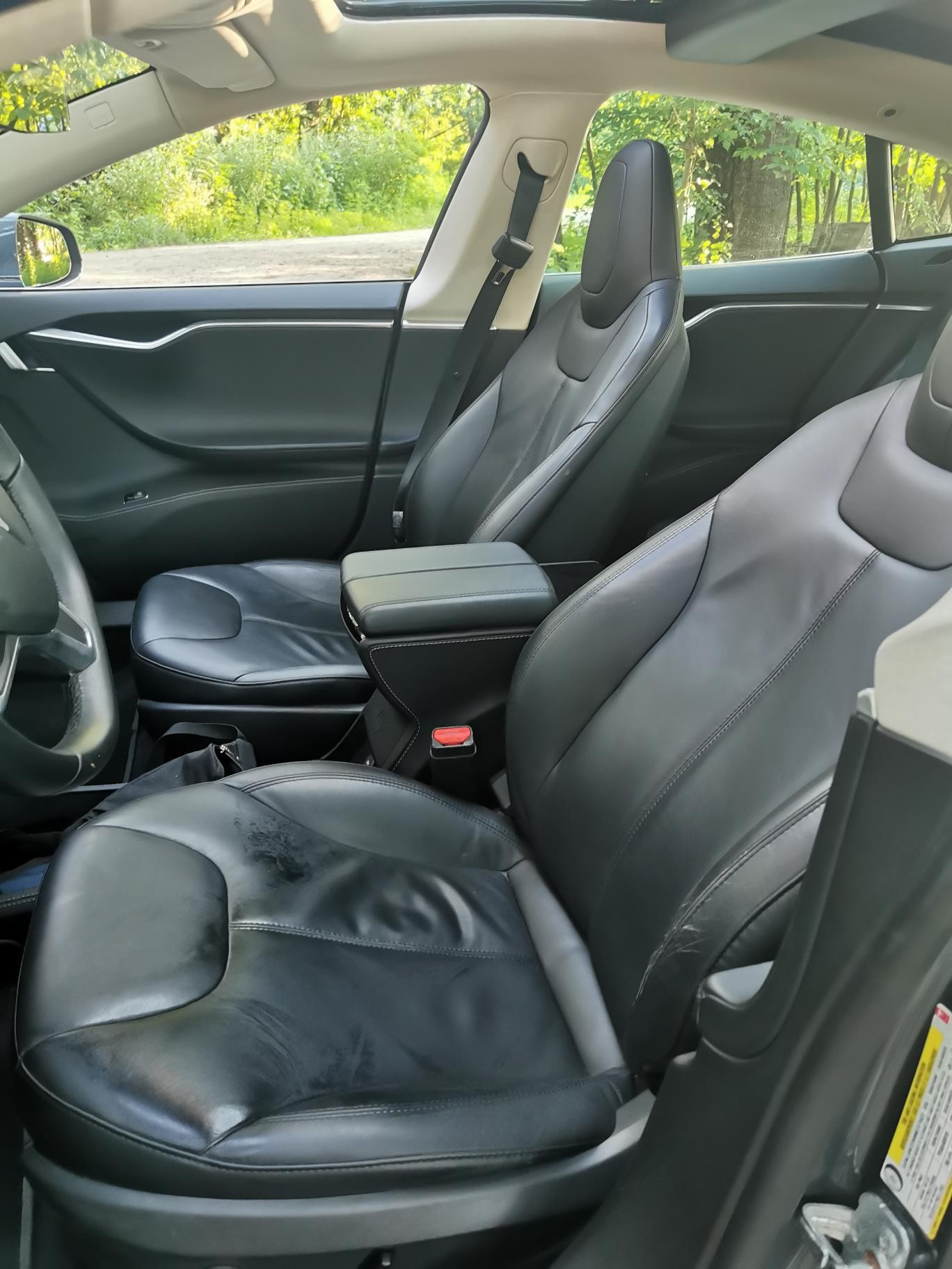 2014 Tesla Model S