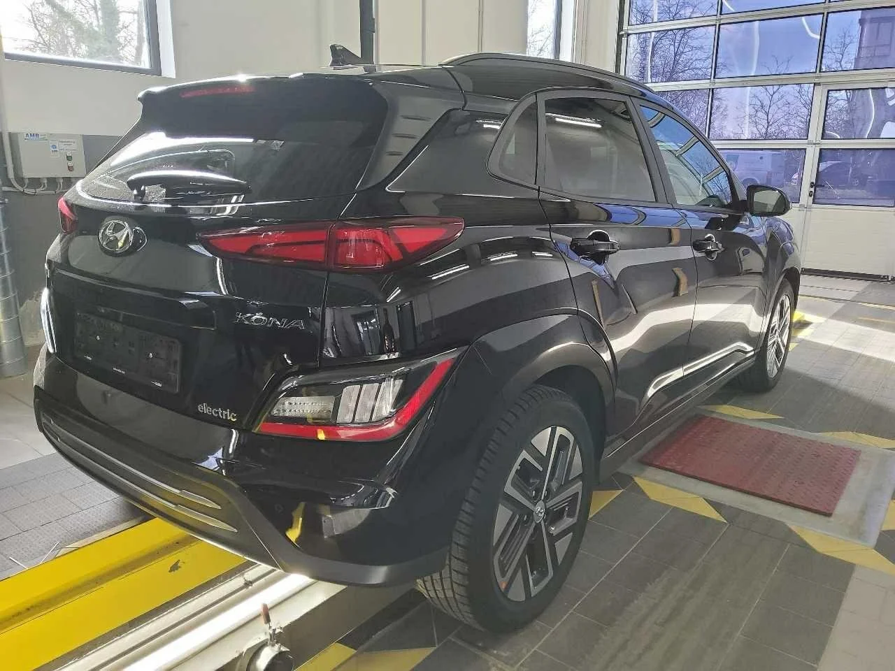 Hyundai Kona - Электрический - Автоматическое - 204 hp - 13.419 km