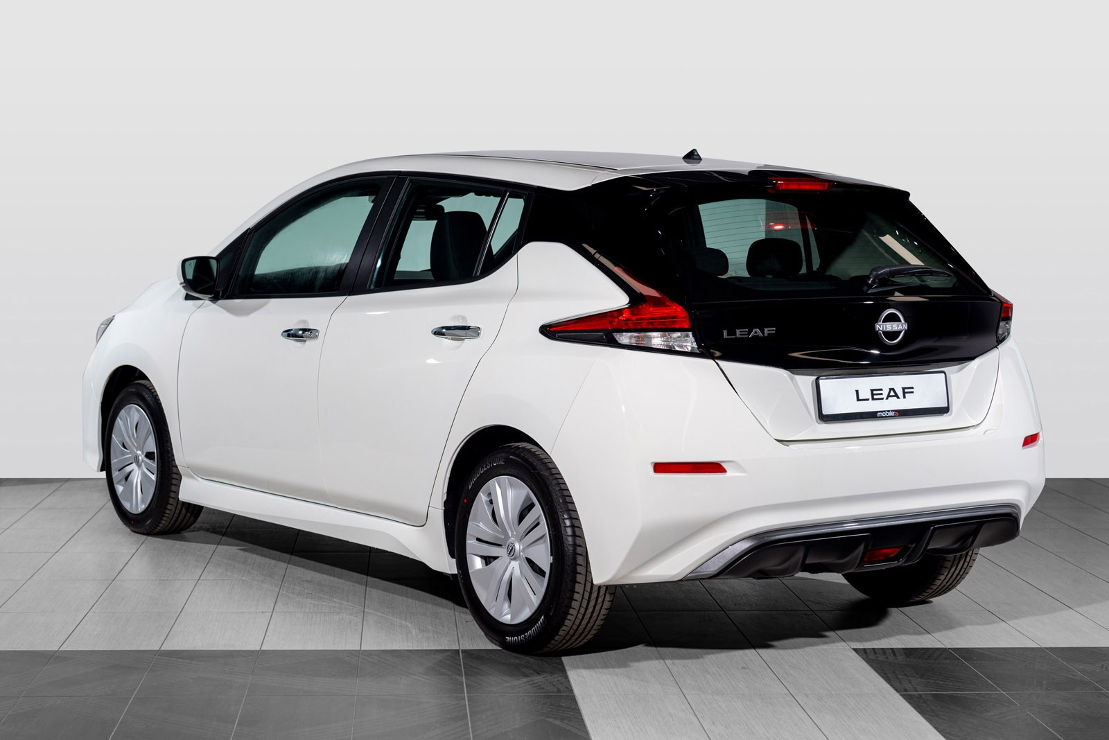 2023 Nissan Leaf