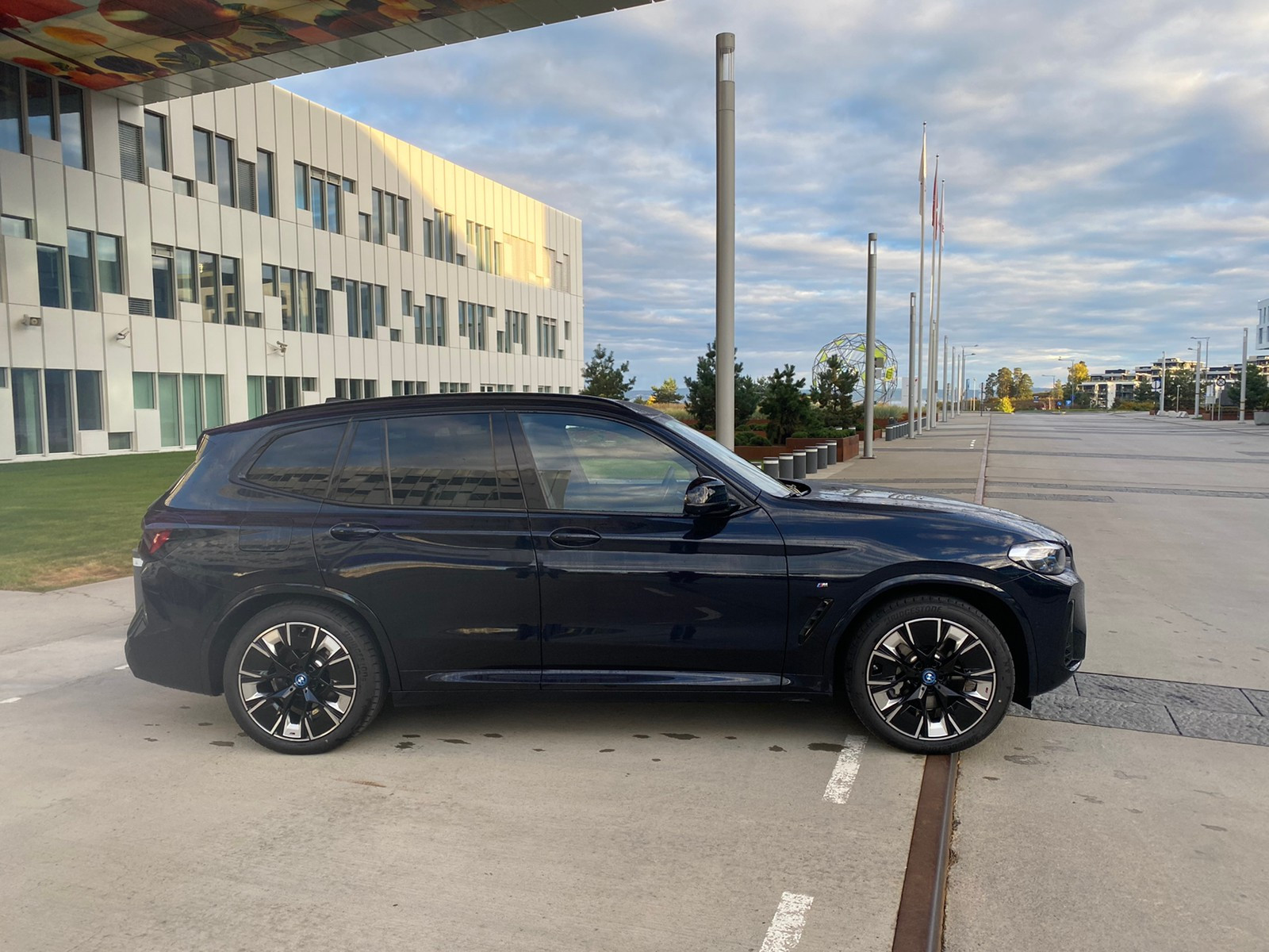 2022 BMW iX3