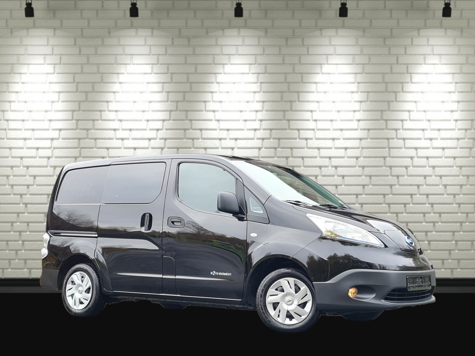 2017 Nissan e-NV