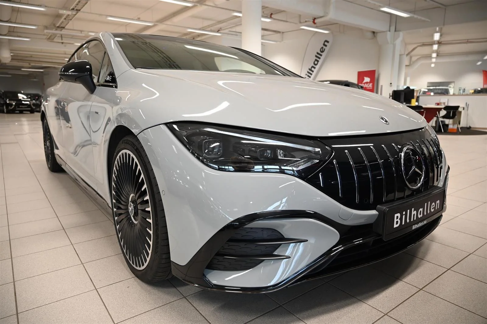 Mercedes-Benz EQE 2023