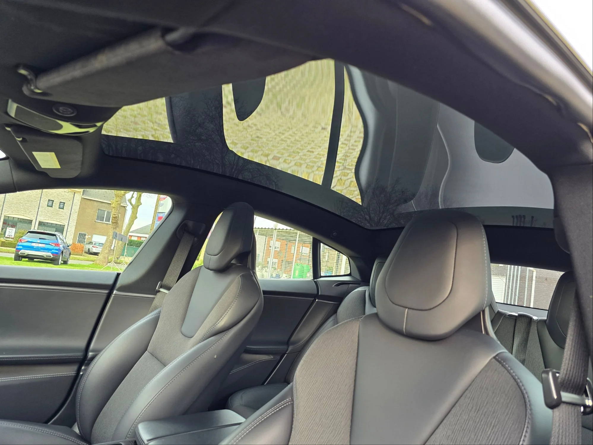 Tesla Model S 75D 75 kWh - Electric - Automatic - 107 hp - 103.376 km
