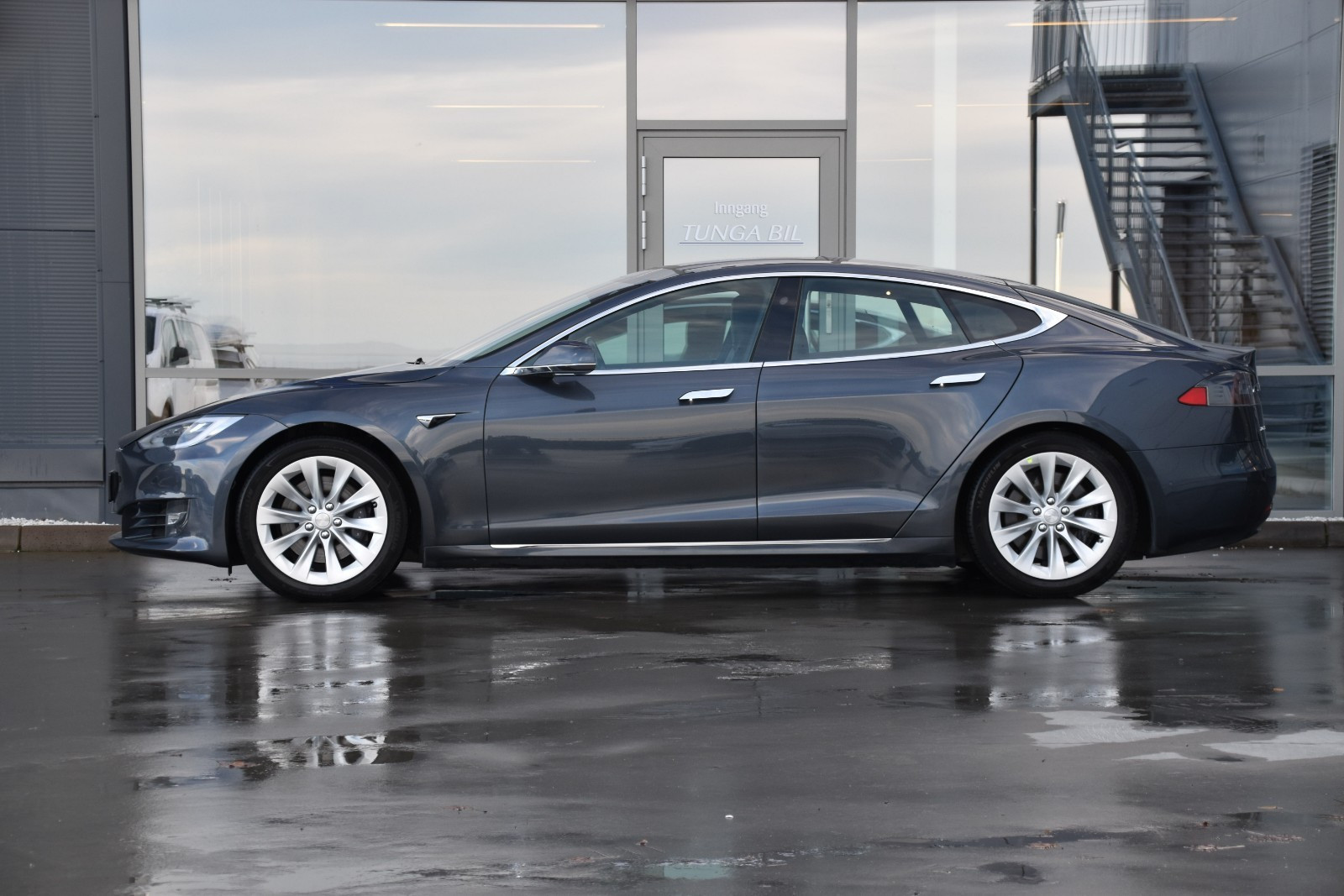 2017 Tesla Model S