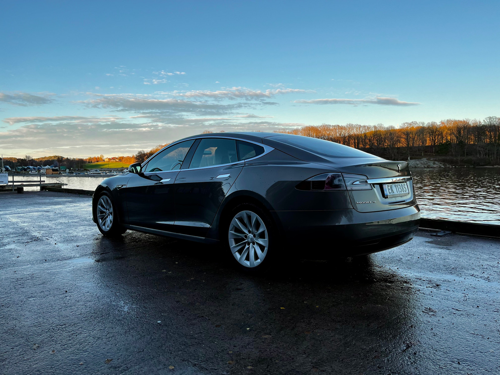 2016 Tesla Model S