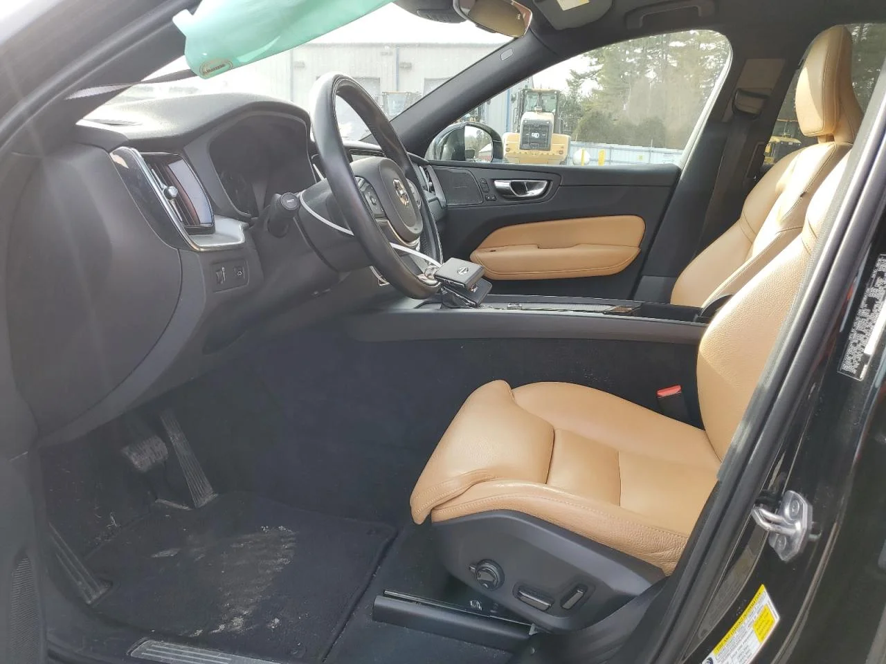 2019 VOLVO XC60 T6 MOMENTUM
