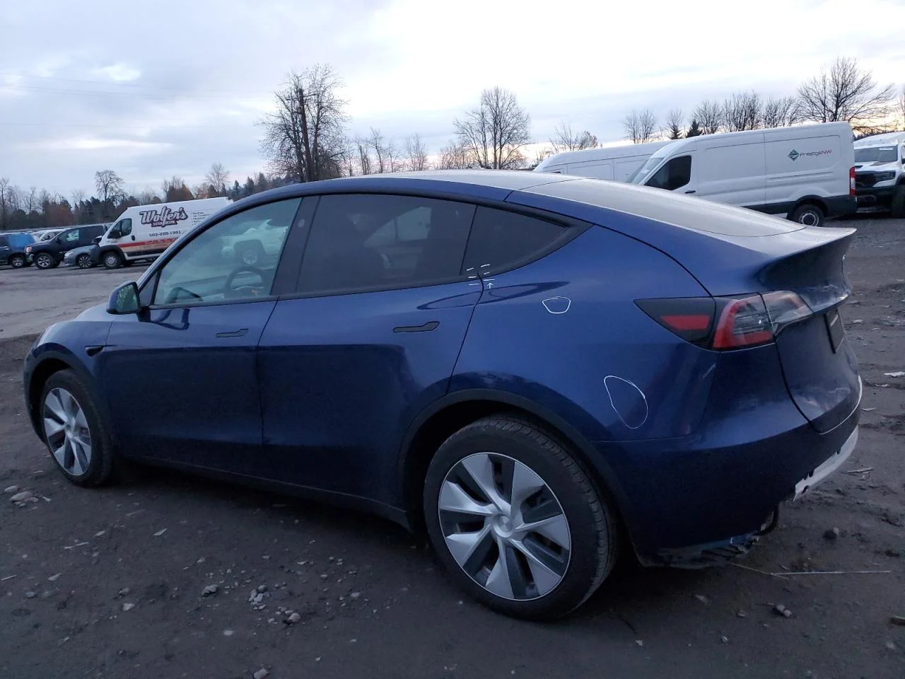 TESLA MODEL Y 2023