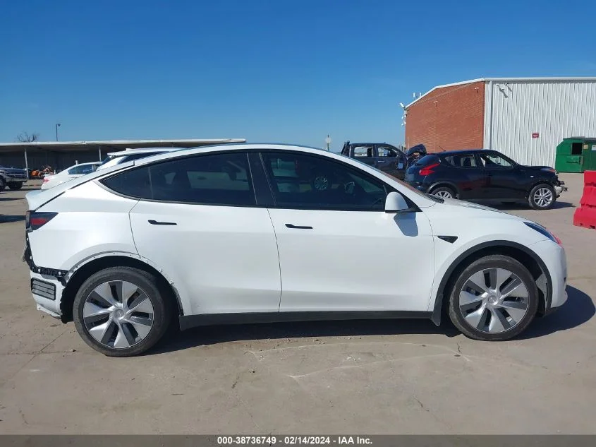 TESLA MODEL Y 2023