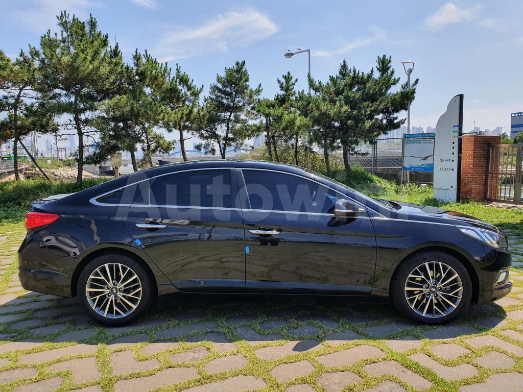 Hyundai LF Sonata 2016