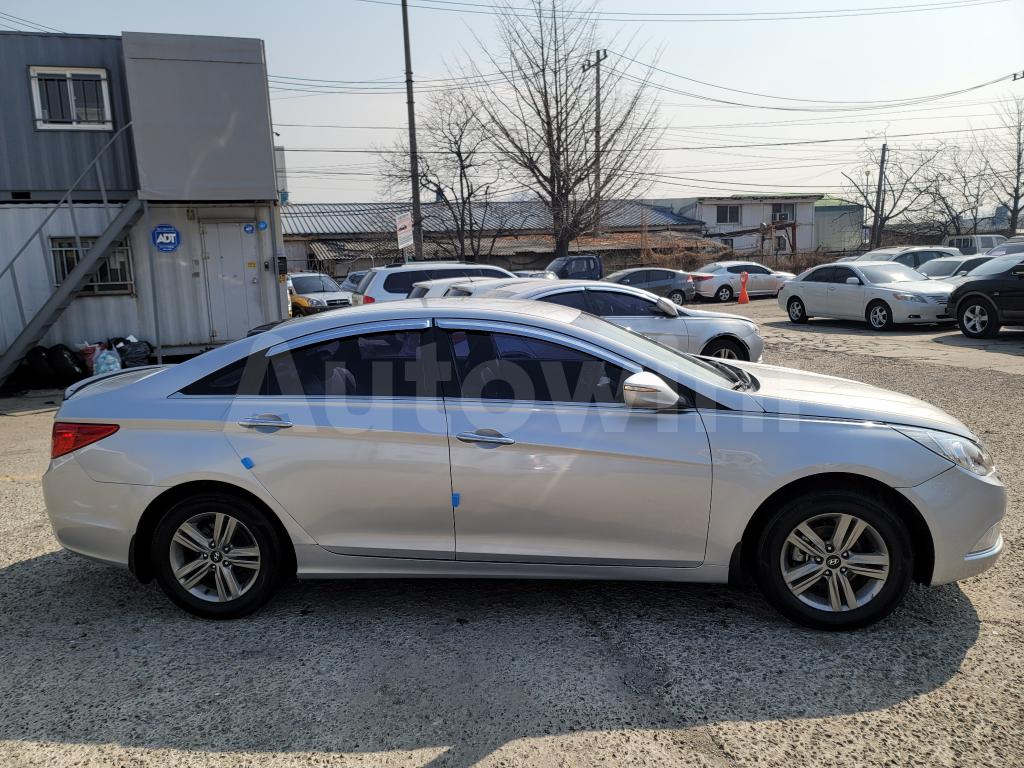 Hyundai YF Sonata 2014