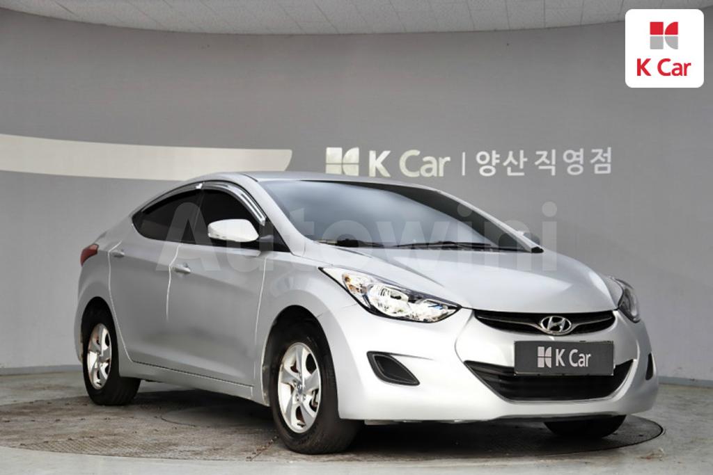 Hyundai Avante 2013