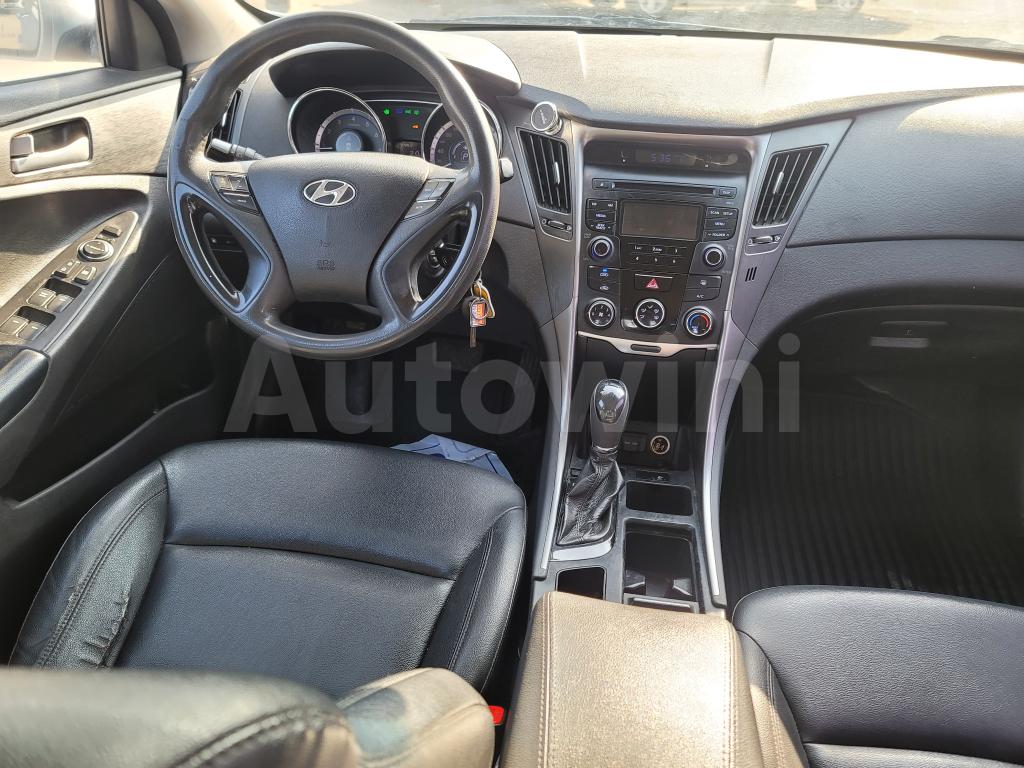 Hyundai YF Sonata 2013