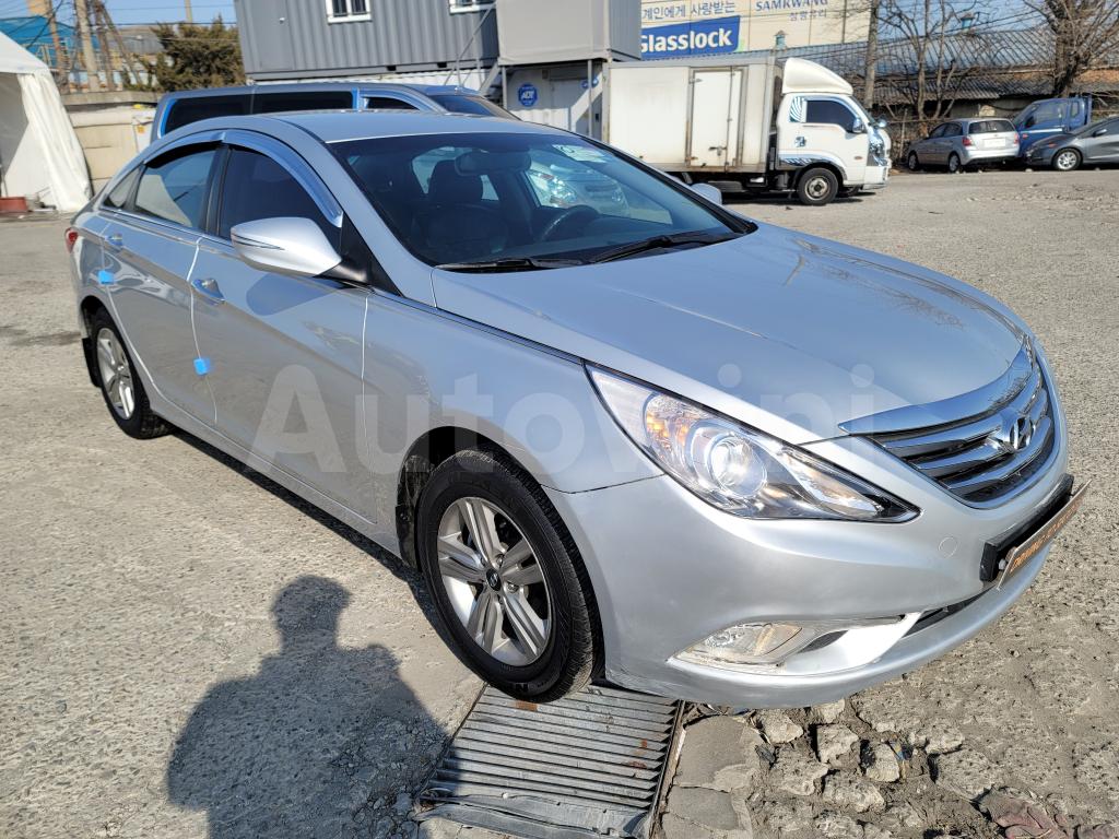 Hyundai YF Sonata 2013
