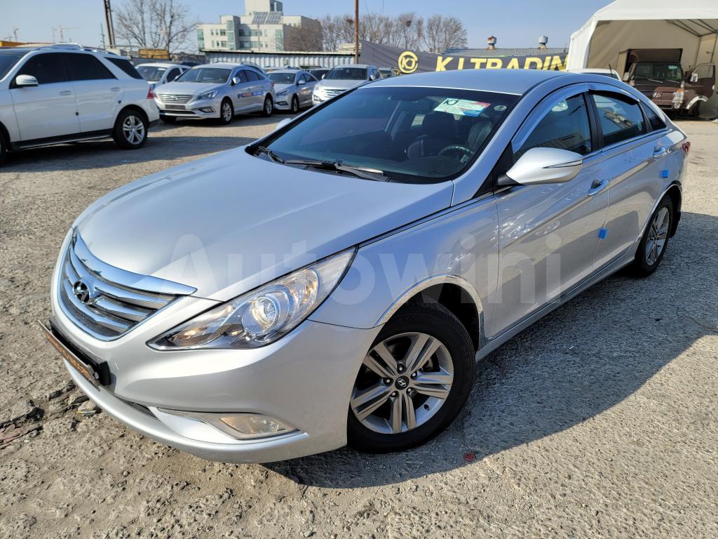 Hyundai YF Sonata 2013