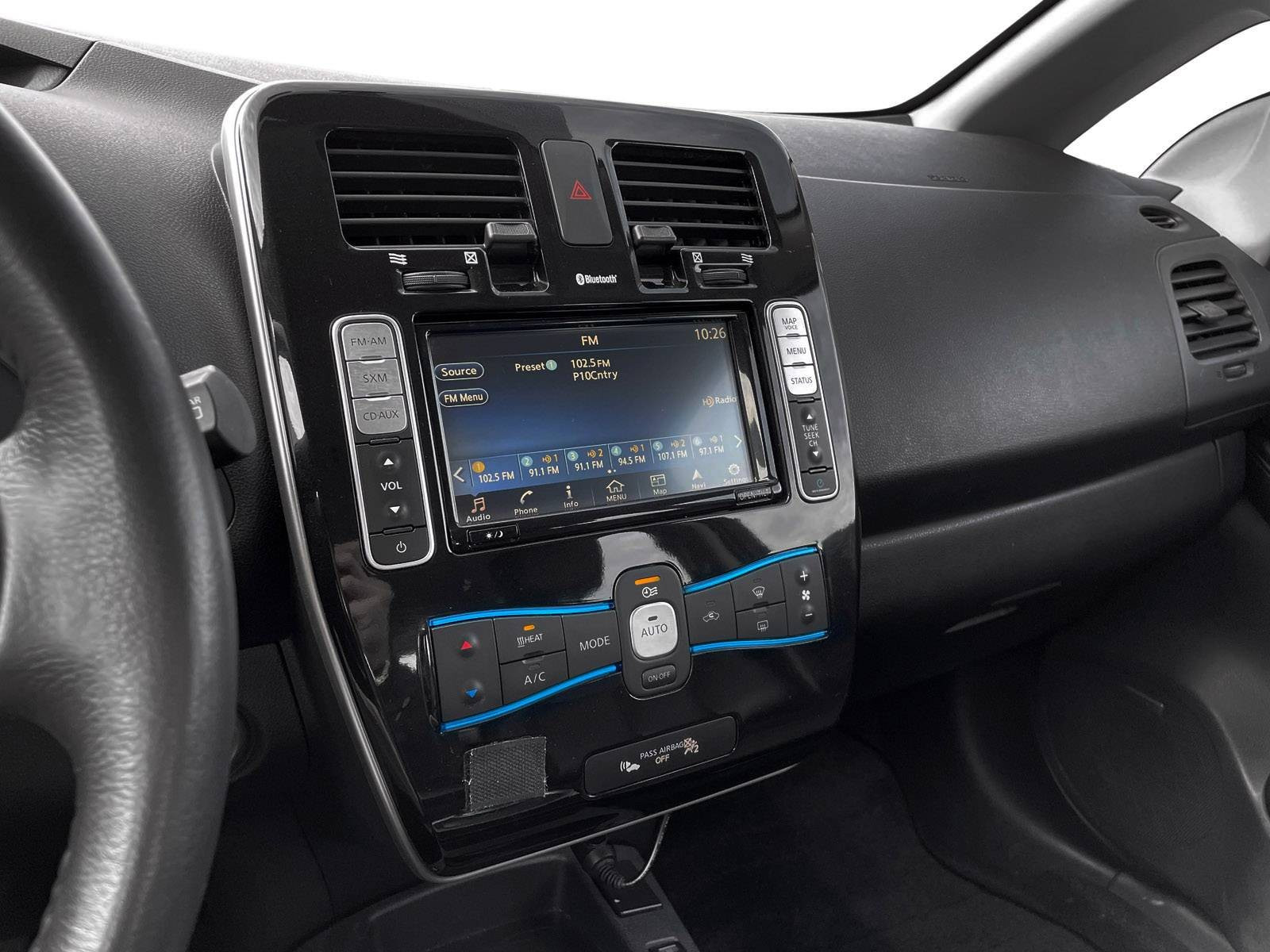 Nissan Leaf SV 2017