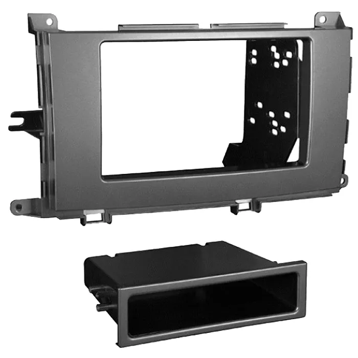 Переходная рамка Metra для Toyota Sienna (99-8229S) Переходная рамка Metra для Toyota Sienna (99-8229S)