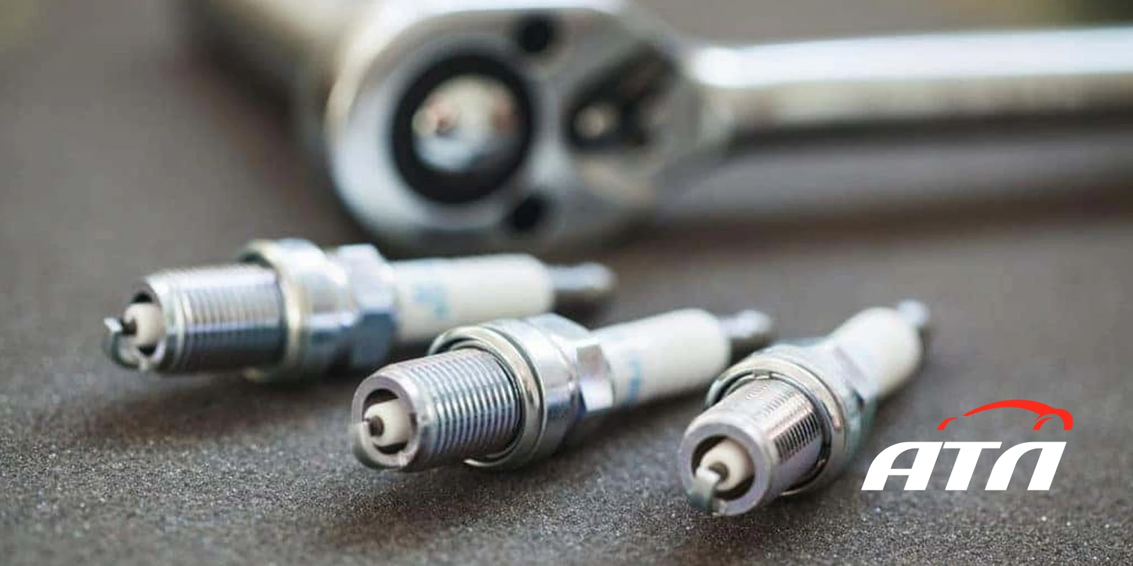 Почему заливает свечи?