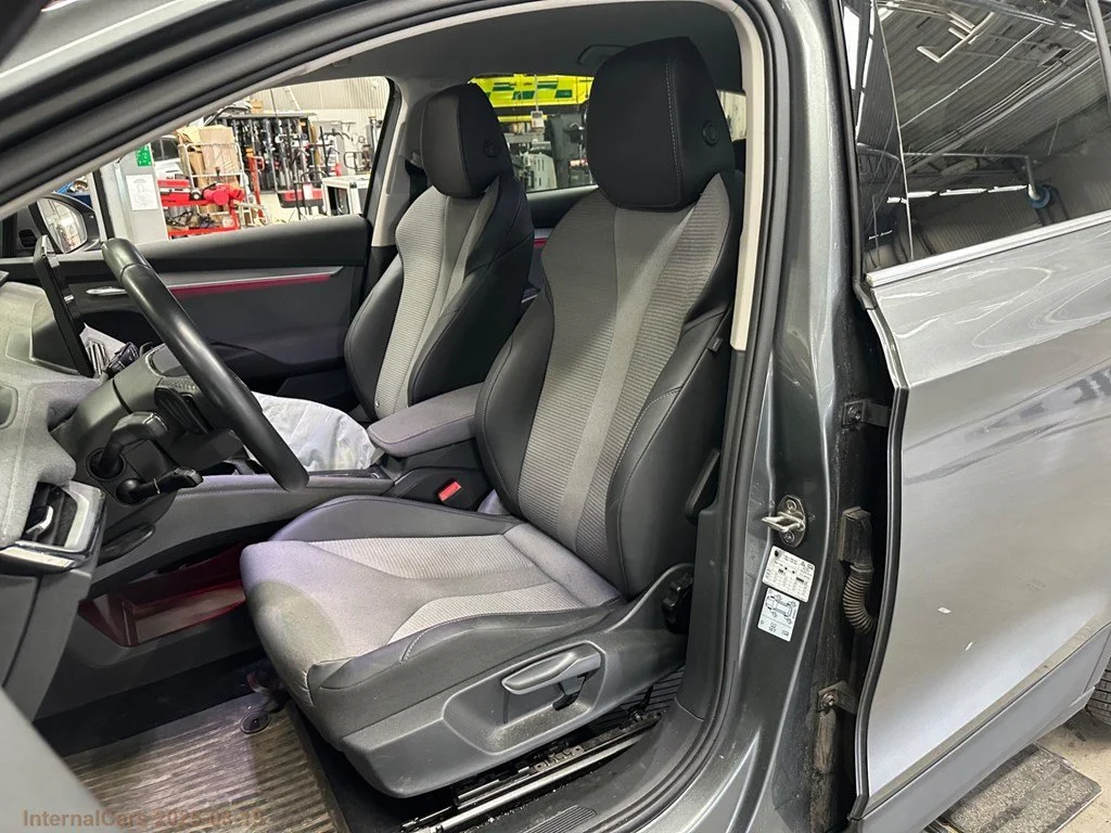 Skoda Enyaq 80 - Electric - Automatic - 204 hp - 31.100 km