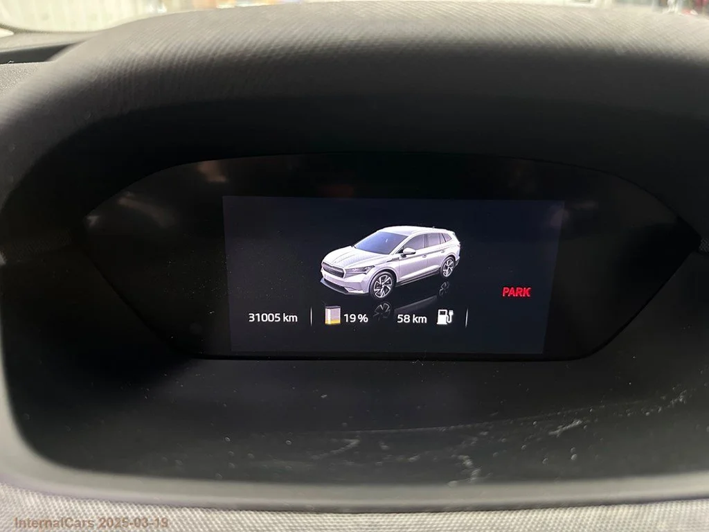Skoda Enyaq 80 - Electric - Automatic - 204 hp - 31.100 km