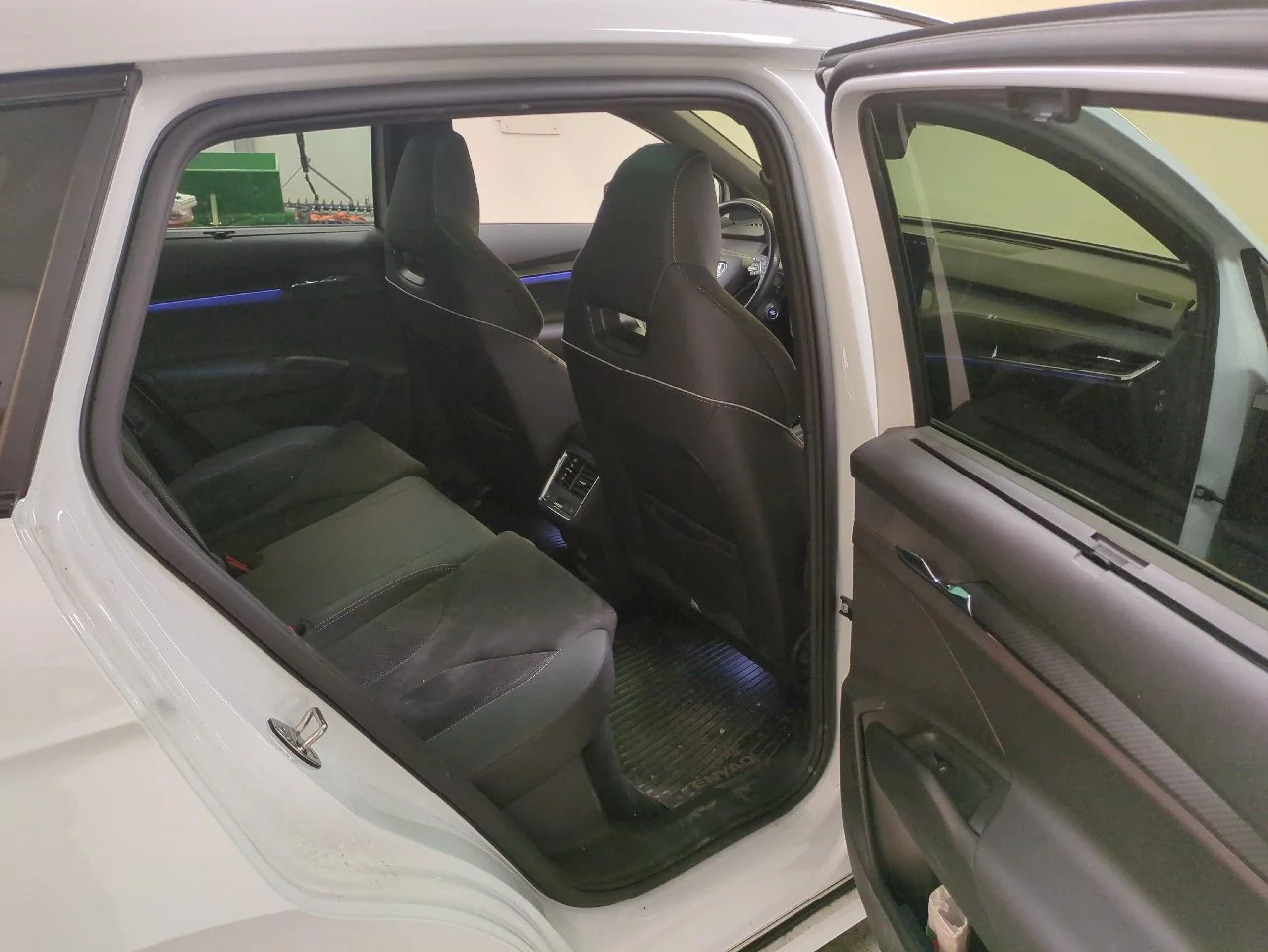 Skoda Enyaq 80 SportLine - Electric - Automatic - 204 hp - 55.225 km