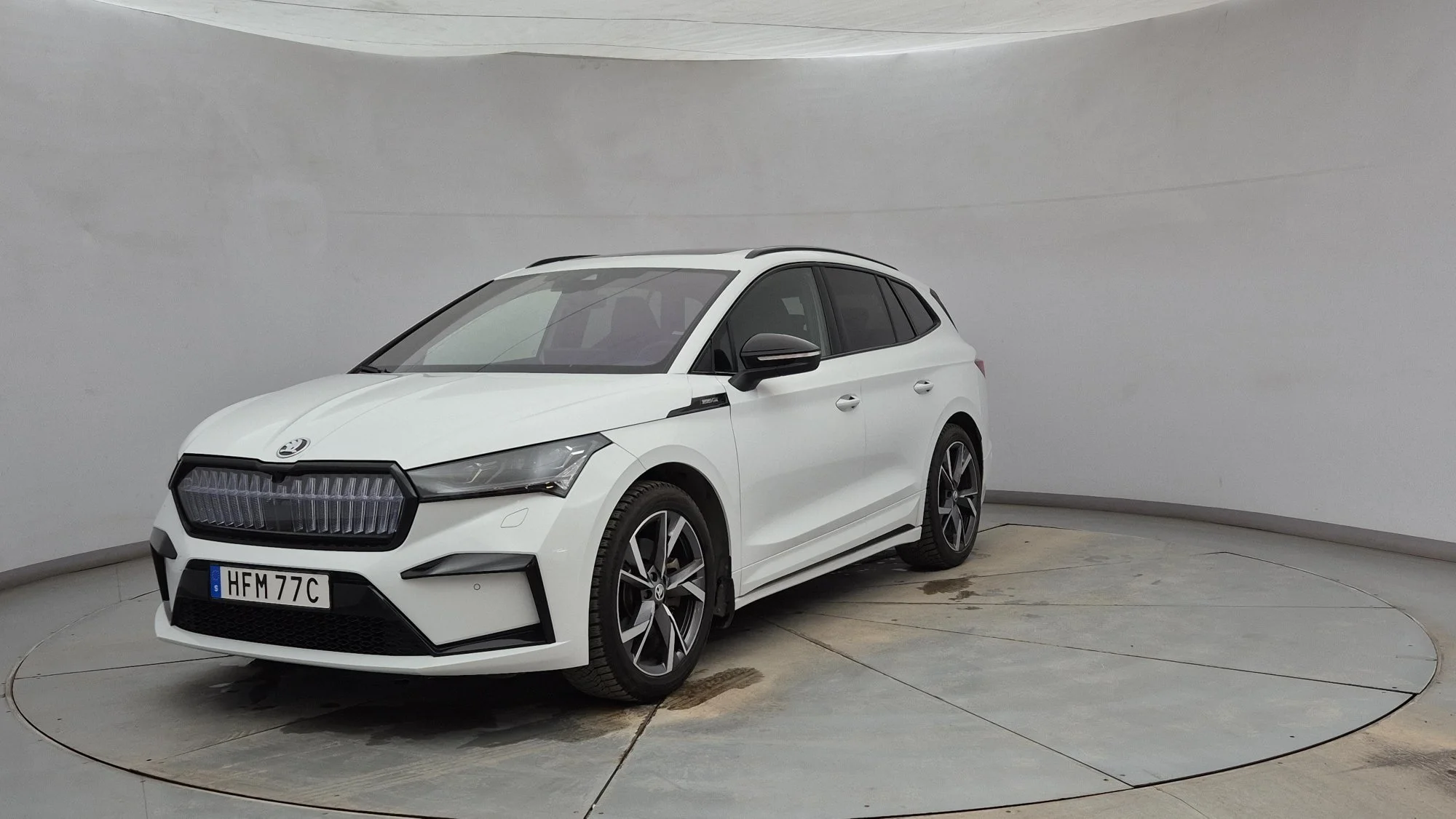 Skoda Enyaq 80 SportLine - Electric - Automatic - 204 hp - 55.225 km