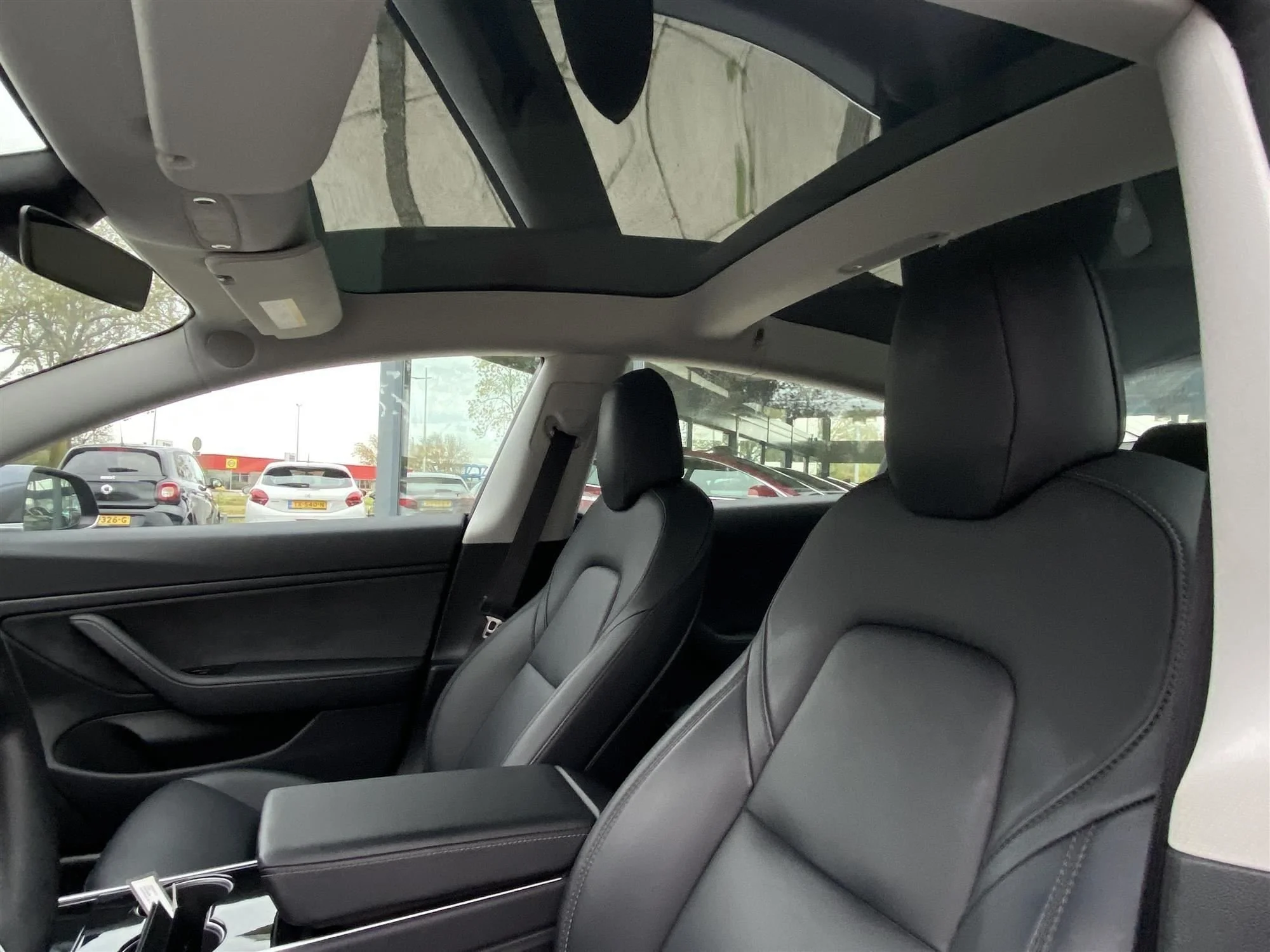 Tesla Model 3 Long Range 75 kWh - AWD - Electric - Automatic - 351 hp - 150.212 km