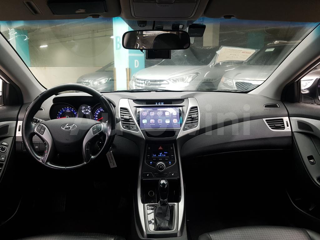 Hyundai Avante 2015