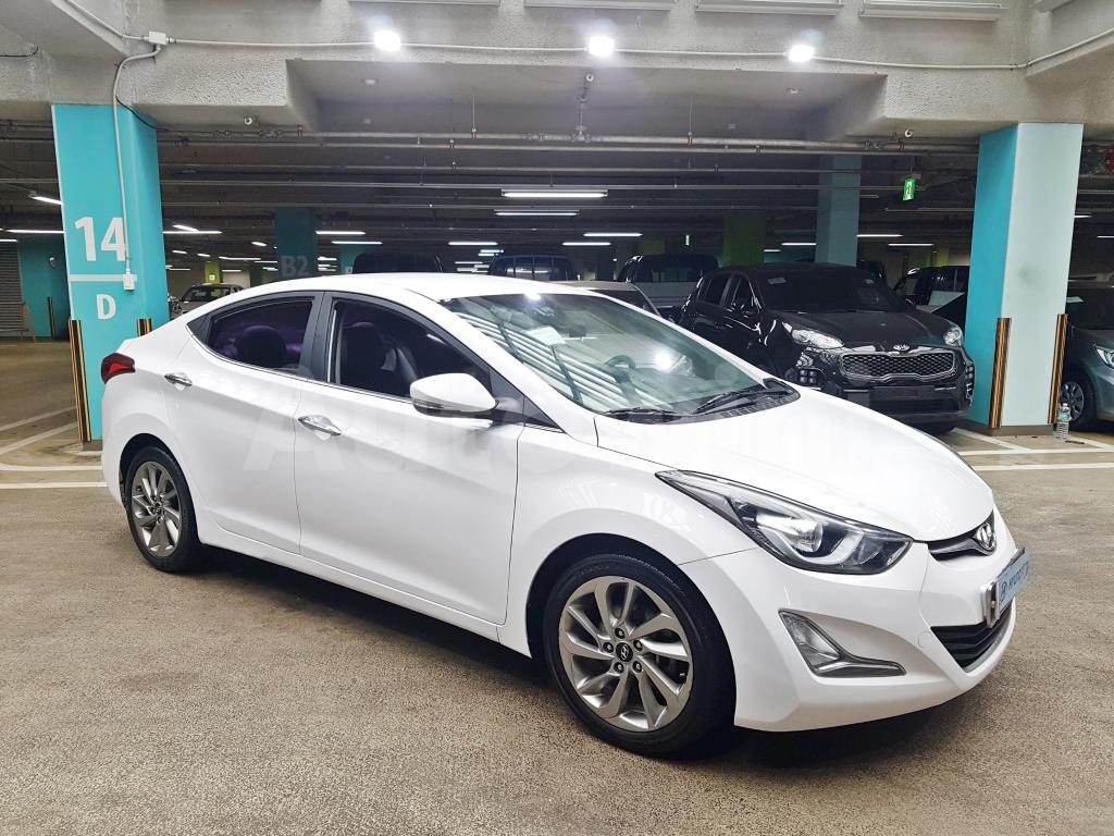 Hyundai Avante 2015