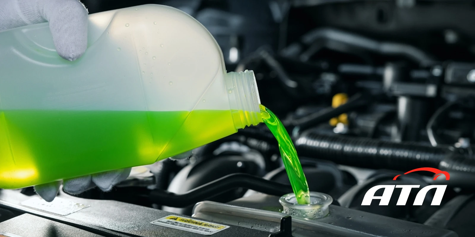 Запах антифриза в салоне: причины и решение