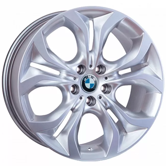 Диск W674 AURA 5X120 8x18 ET43 72,6 HYPER SILVER
