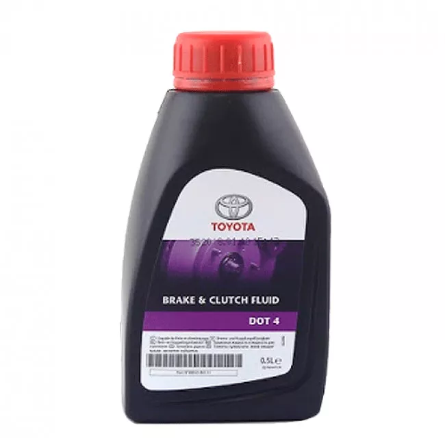 Тормозная жидкость Toyota Brake & Clutch Fluid DOT 4 0,5л (0882380111) Тормозная жидкость Toyota Brake & Clutch Fluid DOT 4 0,5л (0882380111)