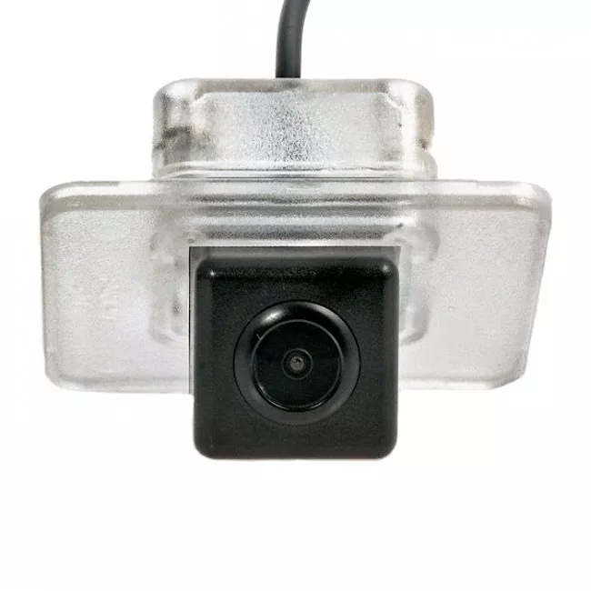 Камера заднього виду Fighter CS-HCCD+FM-06 (Hyundai/Kia)(36083494) Камера заднього виду Fighter CS-HCCD+FM-06 (Hyundai/Kia)(36083494)
