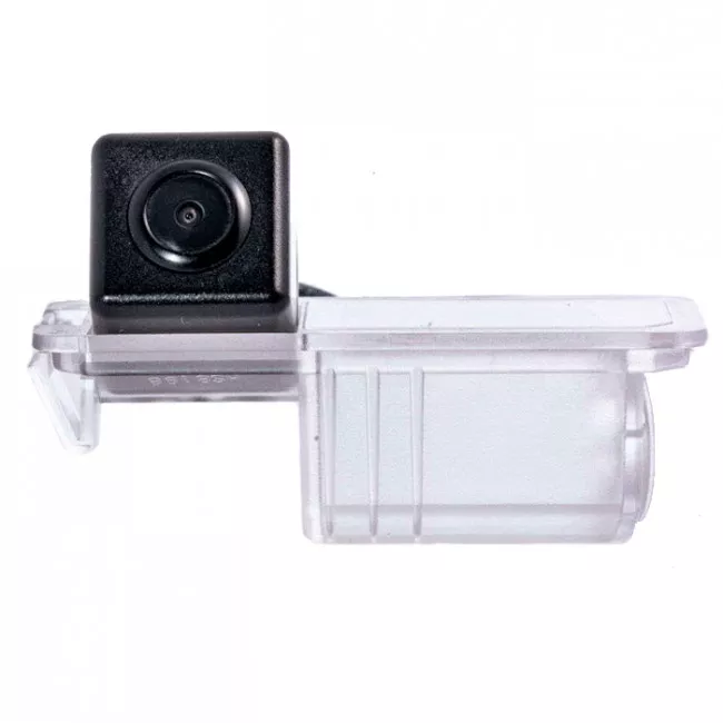 Камера заднего вида Fighter CS-HCCD+FM-13 (VW/Skoda/Seat)(36083481)